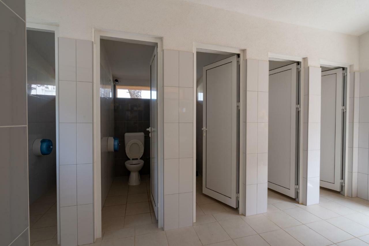 Camp Porat Hotel Povljana Ngoại thất bức ảnh